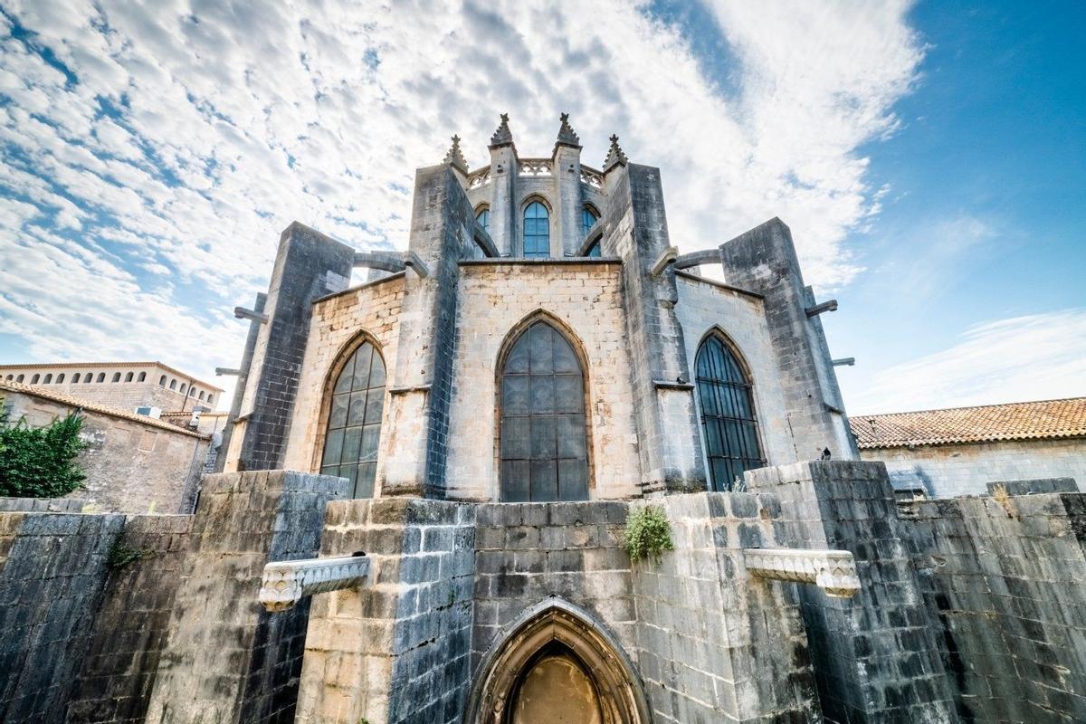 Gerona, España, La Casa del Dragón