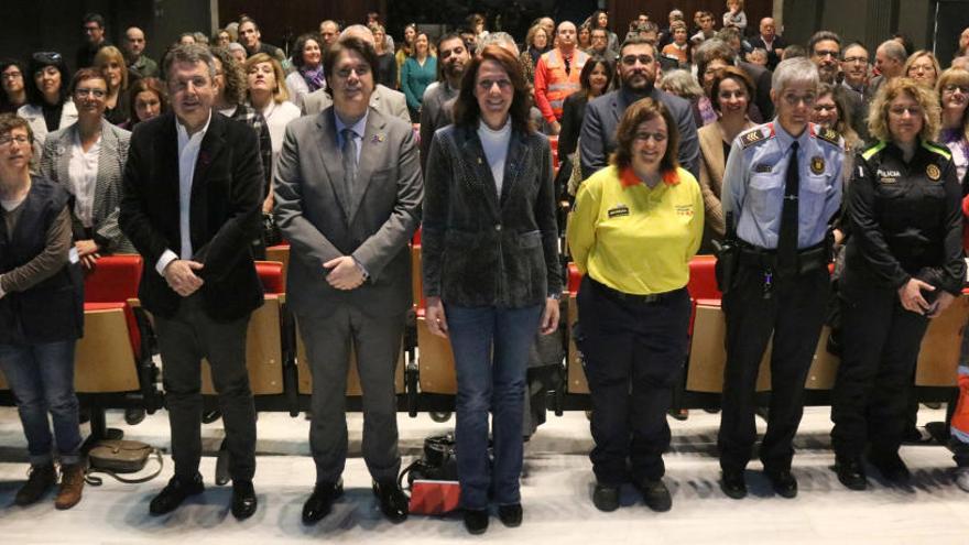 L&#039;Auditori Josep Irla de Girona dret abans de començar l&#039;acte en reconeixement a les dones