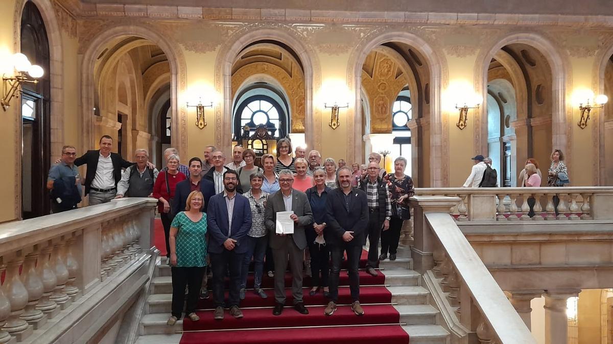 La visita al Parlament plataforma pro residència gent gran de la Seu