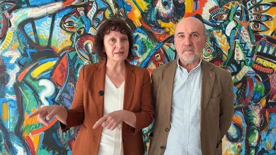 Podemos e IU acusan al PP de dar "una nueva puñalada" al Mar Menor con la ayuda de Antelo
