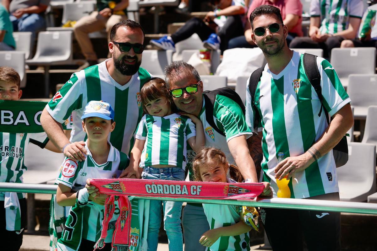 Córdoba CF-Sporting de Gijón | Las imágenes de la afición en El Arcángel