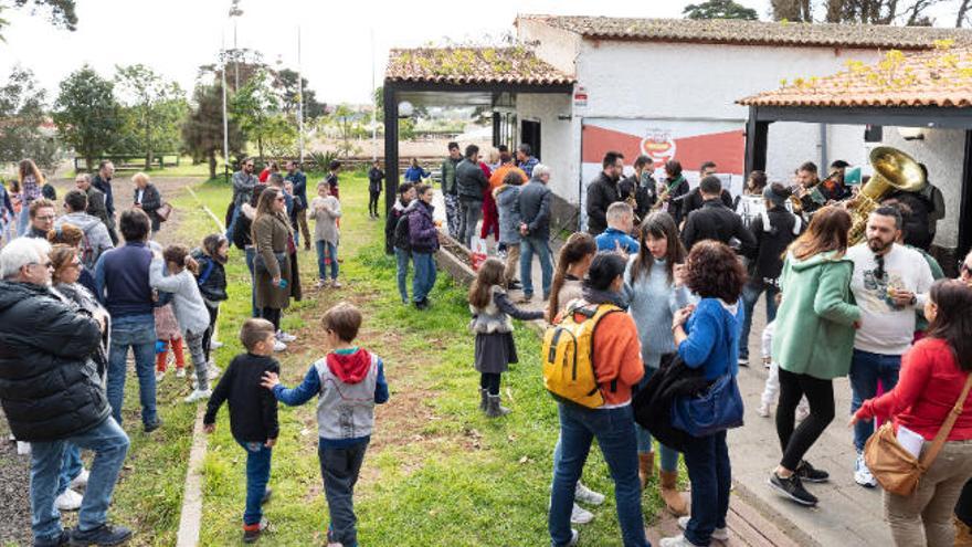 Imagen del encuentro regional de familias de acogida especializadas celebrado en el Centro Hípico Nuevo Atalaya.