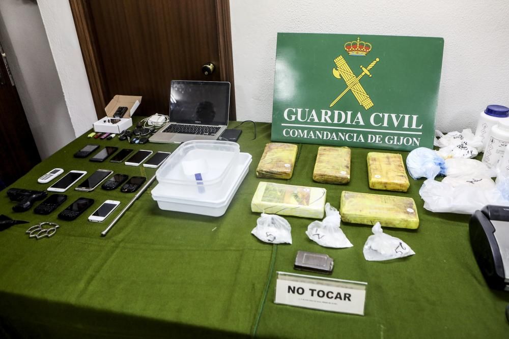 La "operación Tortellini" se salda con al menos cinco detenidos, la incautación de varios kilos de droga y seis vehículos requisados