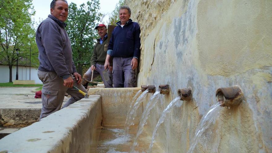 La Font de Baix vuelve a brotar 492 días después