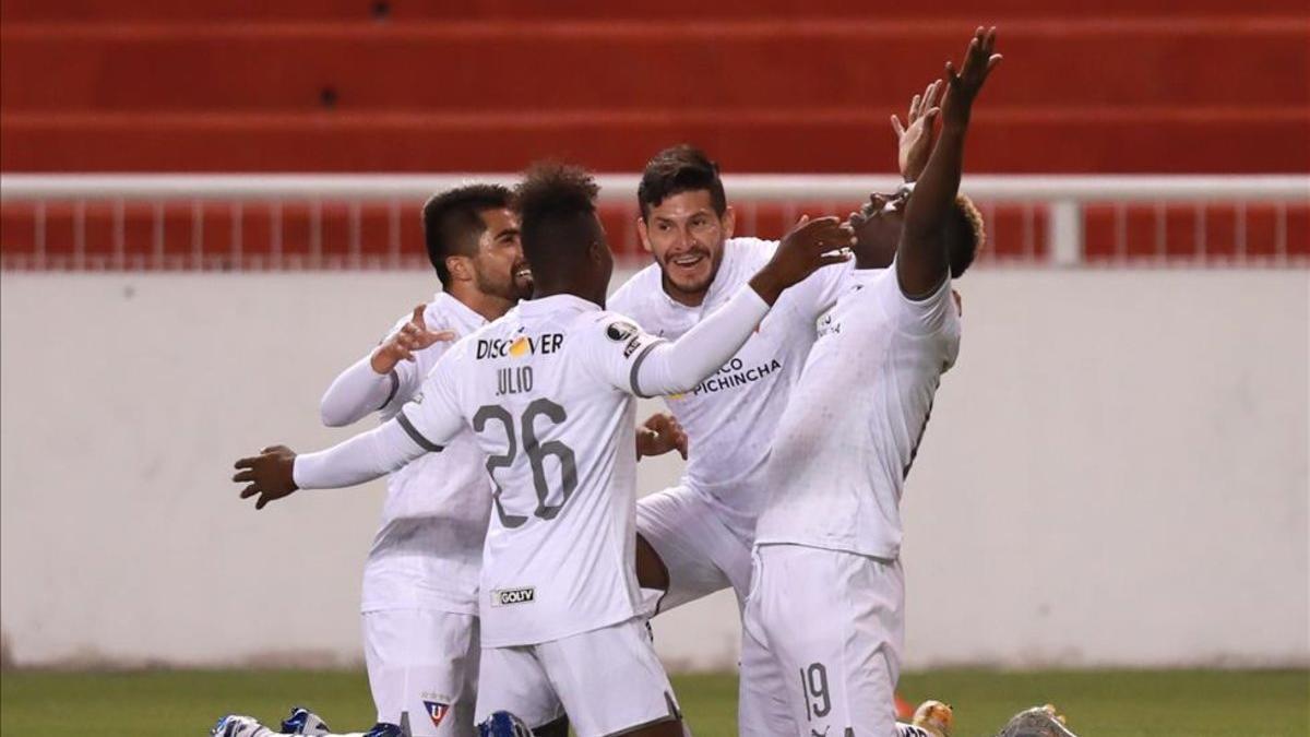 Liga de Quito sigue espectacular y arrolla al Sao Paulo