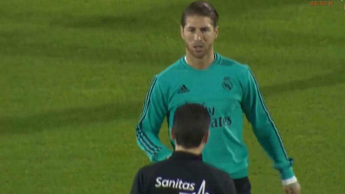 Ramos durante el entrenamiento del Real Madrid en Abu Dhabi