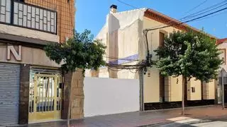 Rafal compra un solar en la calle Mayor para crear una nueva conexión peatonal con la calle Miguel de Cervantes
