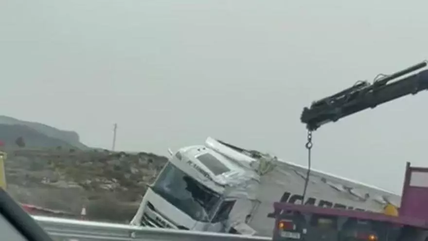Aparatoso accidente en la autovía A-31