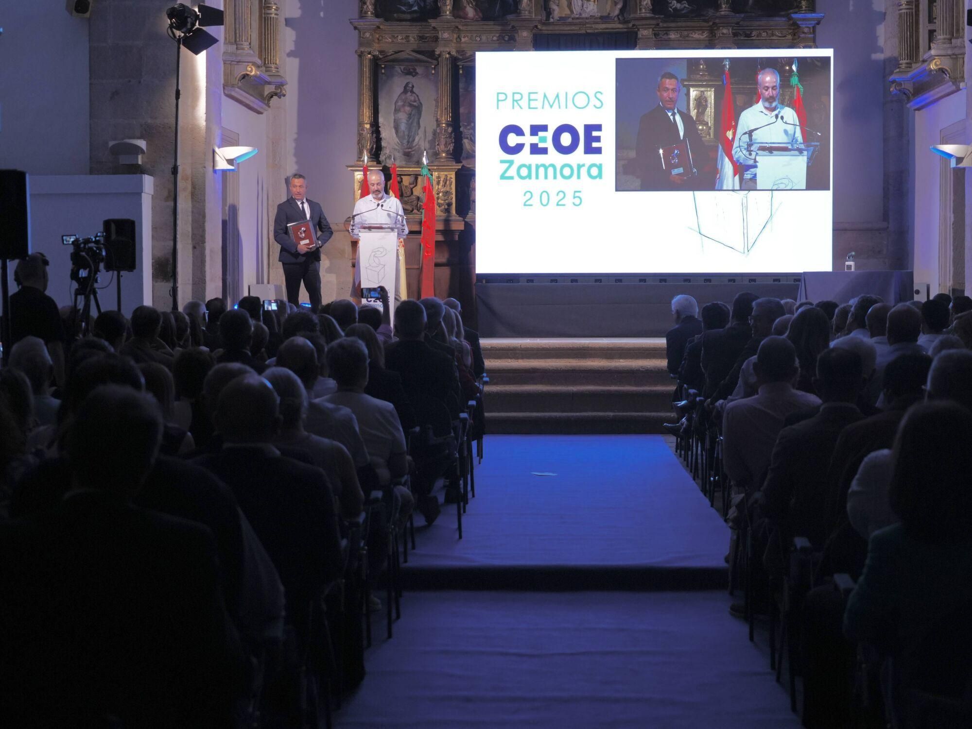La gala "Empresario del Año" de CEOE Zamora, en imágenes