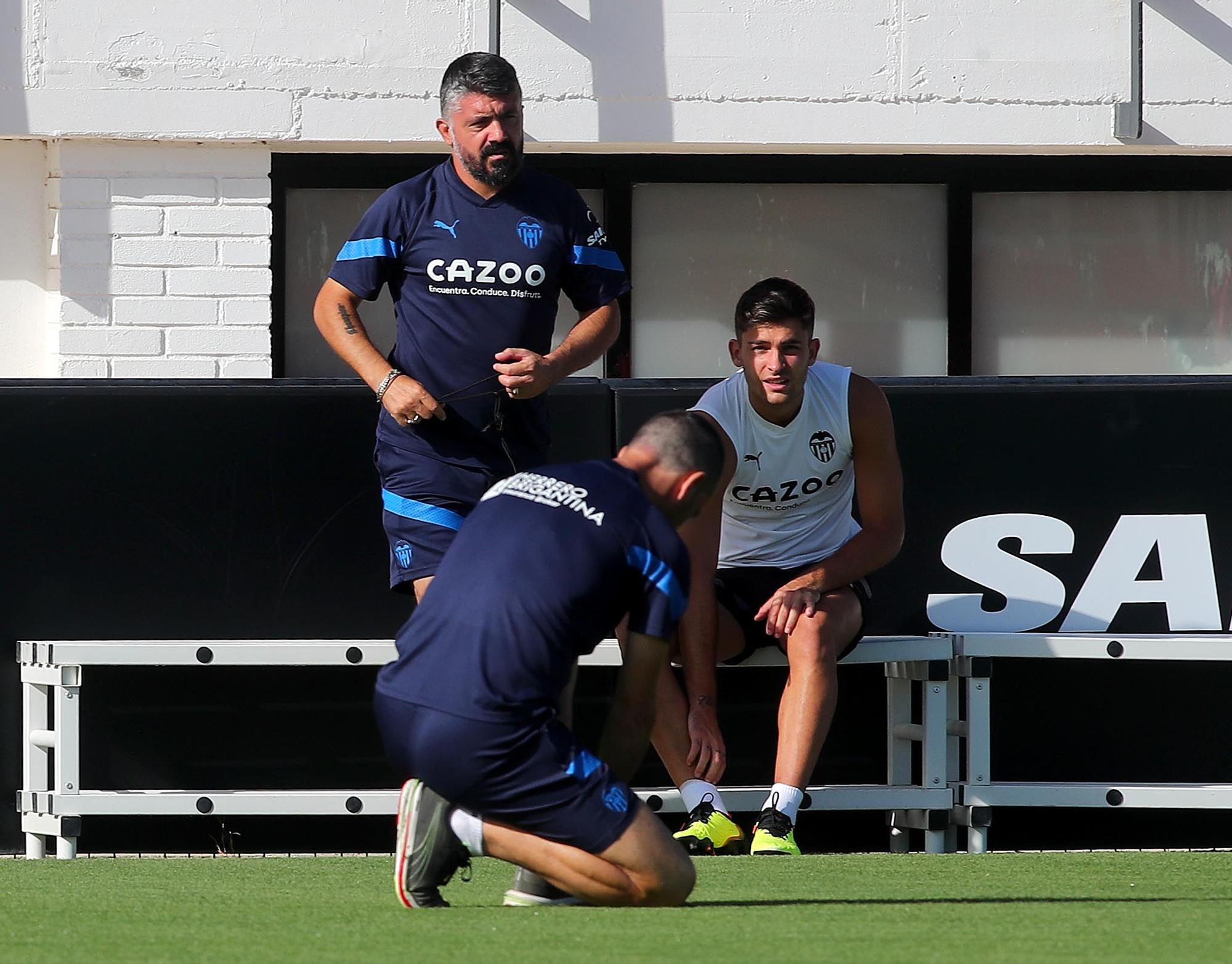 Así ha sido el entrenamiento del Valencia con los fichajes nuevos