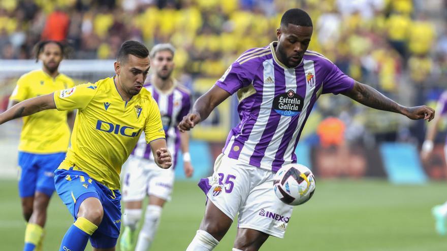 Bongonda acerca al Cádiz a la permanencia al ganar al Valladolid.