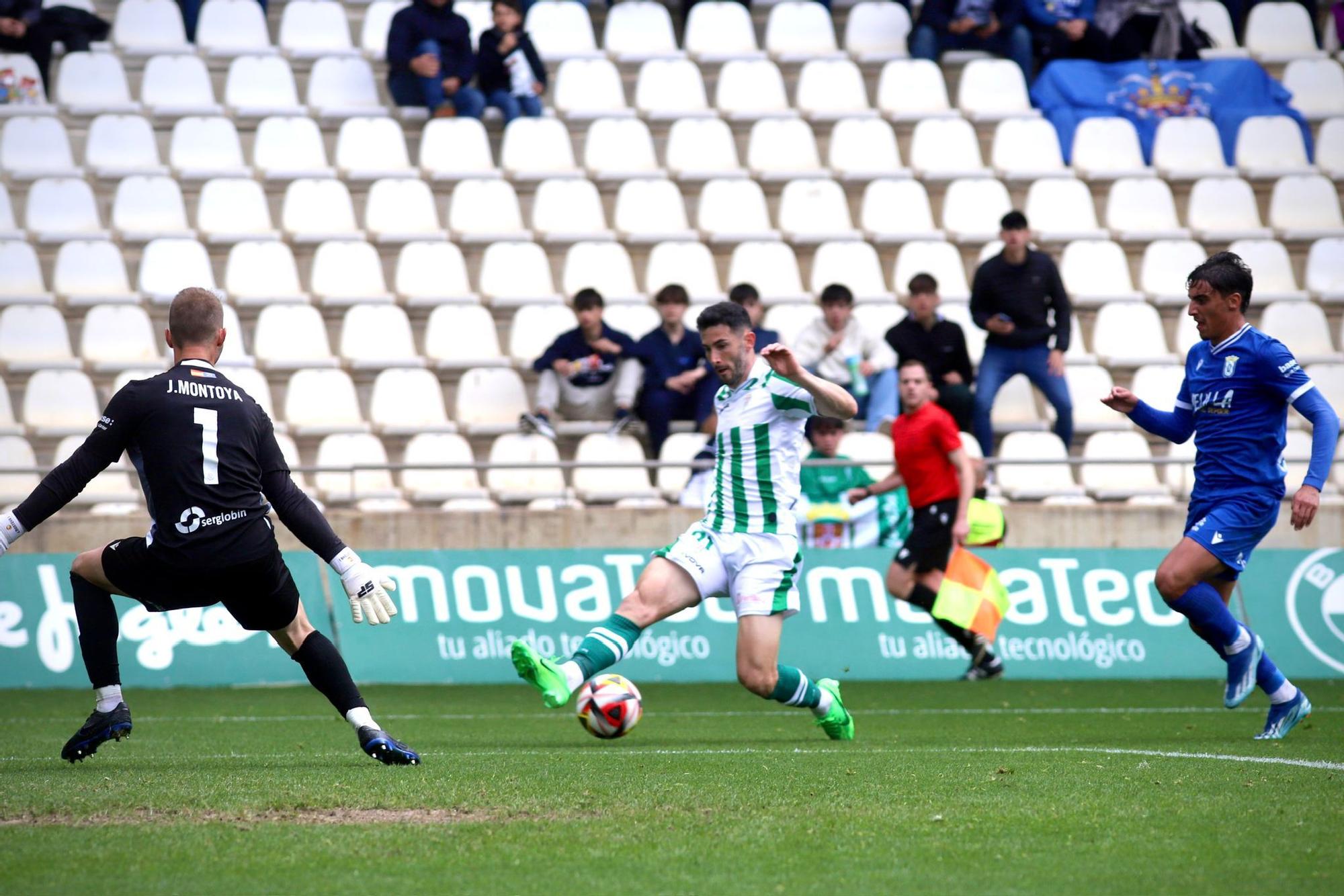 Córdoba CF-Melilla: el partido de El Arcángel en imágenes