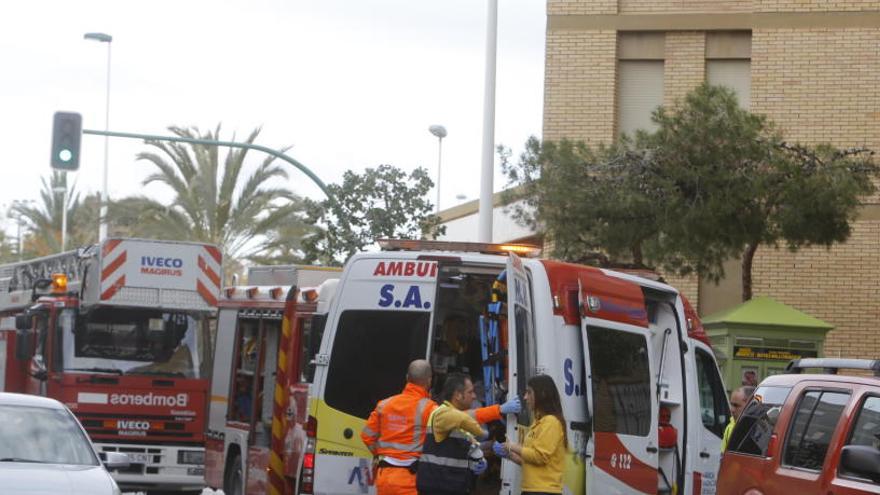 Un incendio en una vivienda deja una mujer de 88 años herida por inhalación de humo