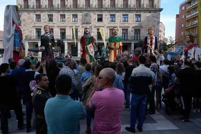GALERÍA | Las imágenes del festival Corazón de Madre de Nuestra Madre de las Angustias en Zamora
