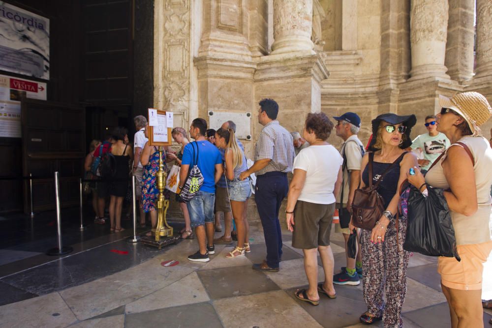 El centro de Valencia, lleno en pleno agosto