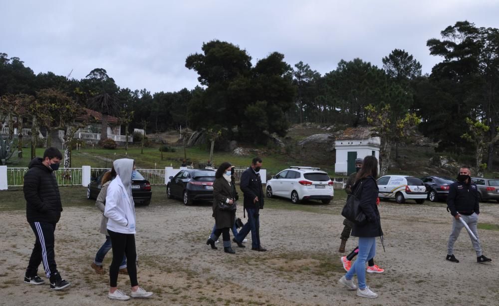 Visita inédita a la batería militar de O Grove