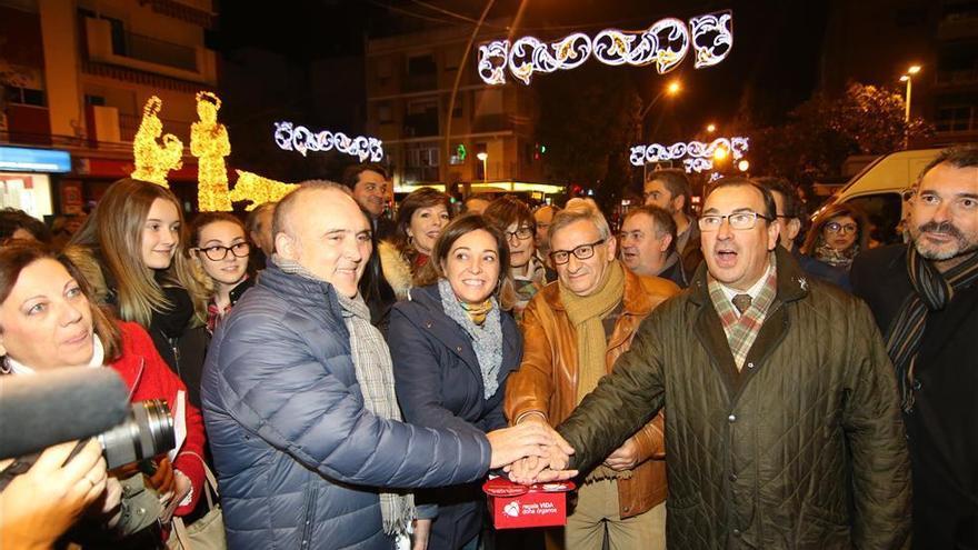 Ambrosio promete impulsar una iluminación especial de Navidad que rotará por los centros comerciales abiertos