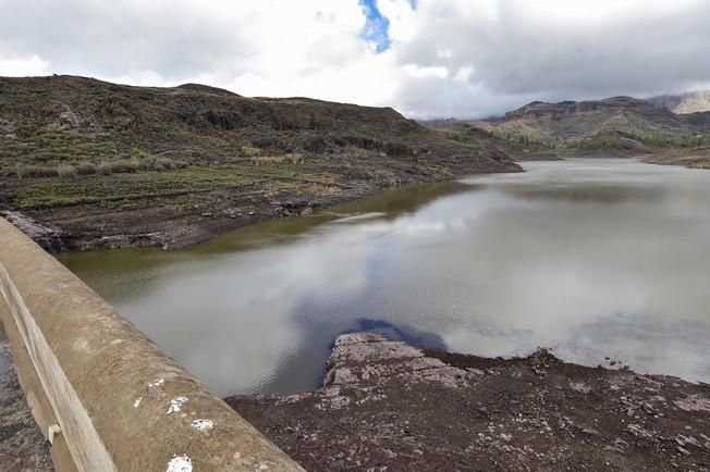 Reportaje lluvias, presa de Chira