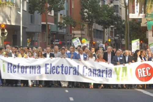 MANIFESTACION REFORMA ELECTORAL CANARIA