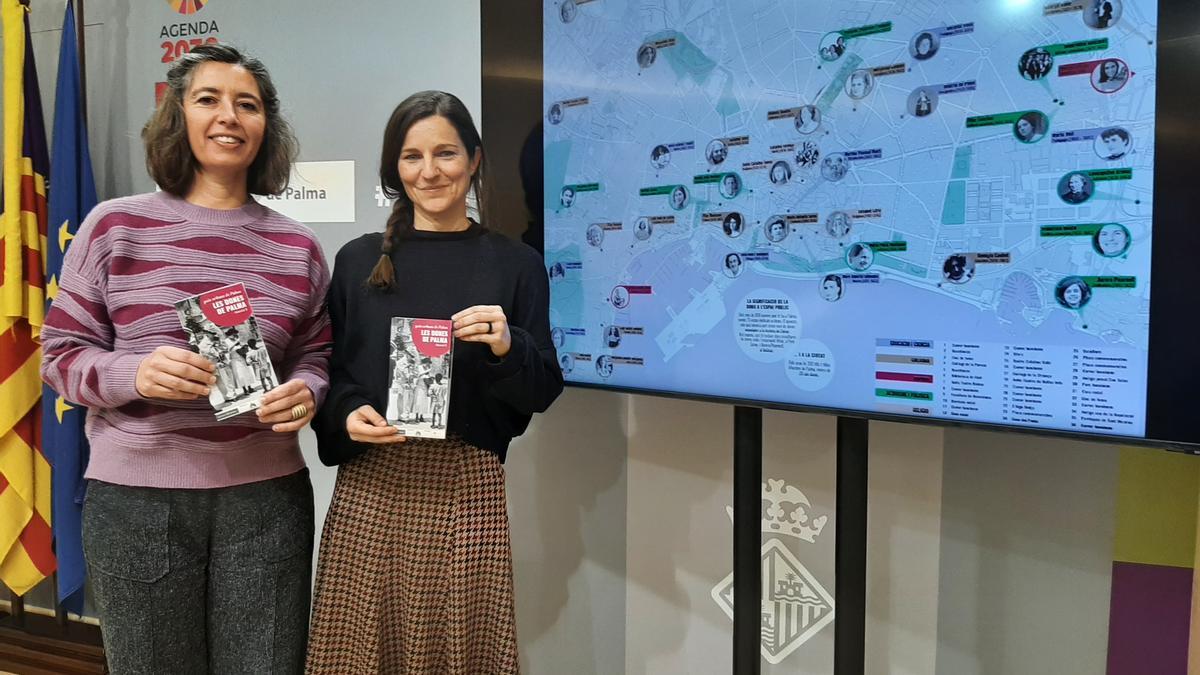 Neus Truyol y Cristina Lorente han presentado el mapa urbano que reivindica la figura de la mujer.