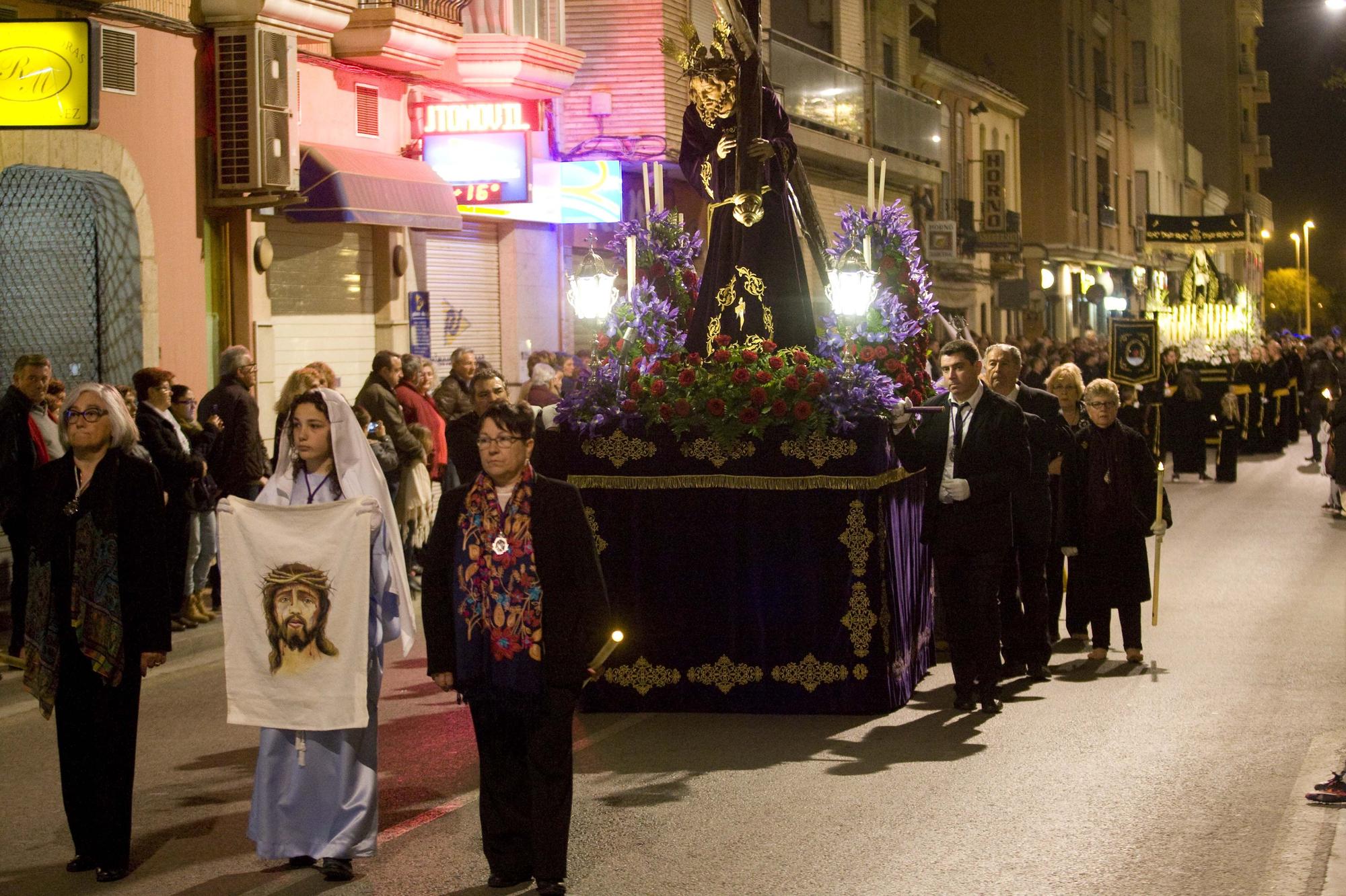 Las imágenes de las últimas procesiones de Viernes Santo en el Port de Sagunt.