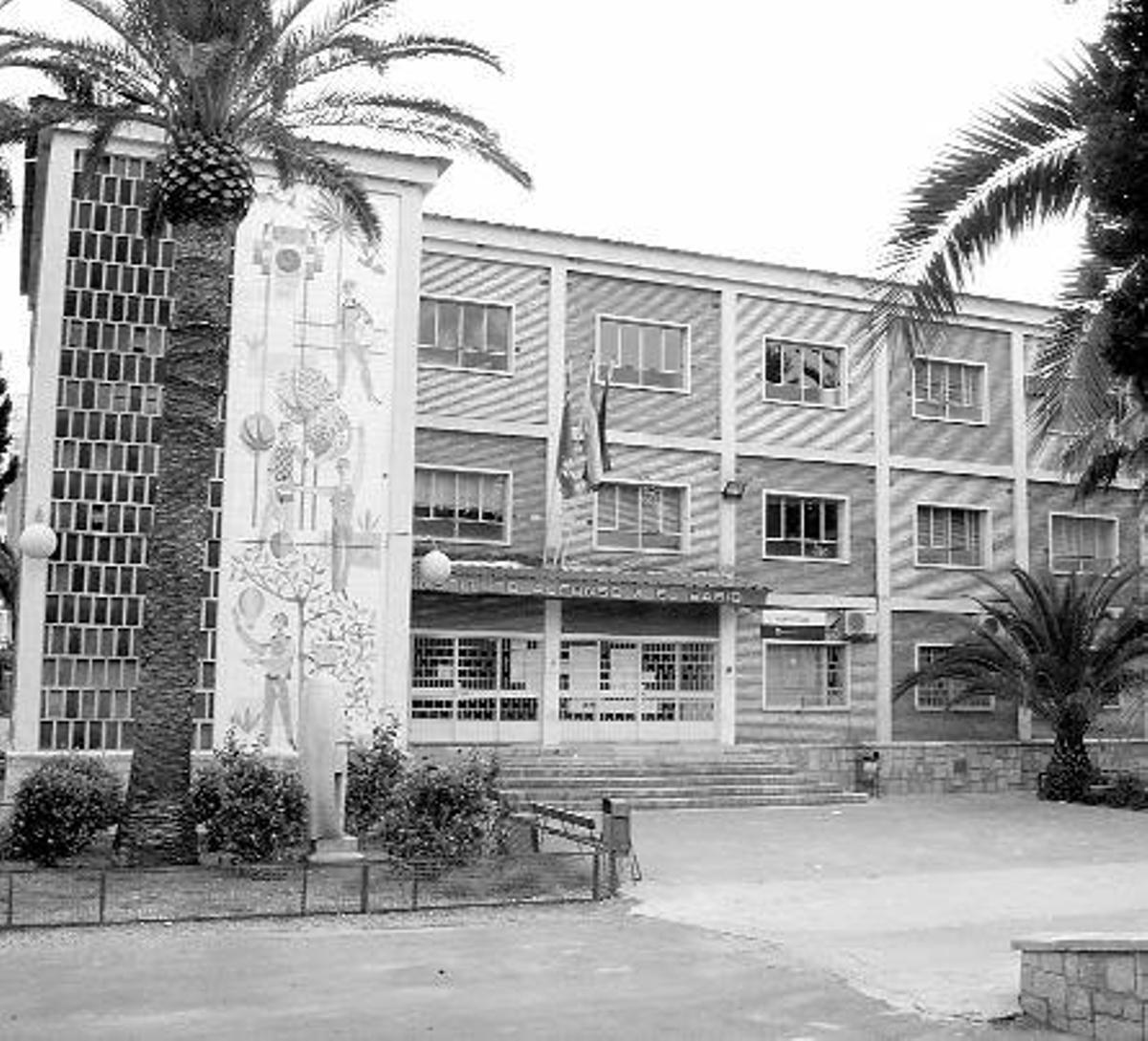 El instituto Alfonso X El Sabio.