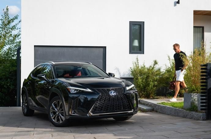 Lexus UX