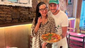 Michelle Yeoh amb el pizzaiolo dSpaccanapoli