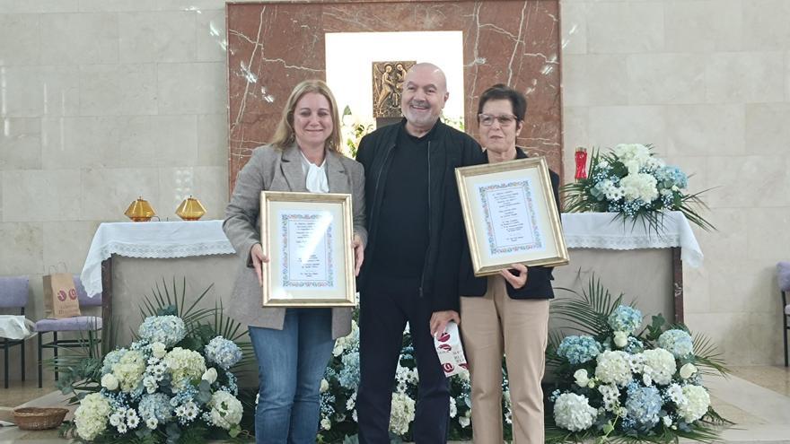 Un premio donde late el corazón de un parroquia: Marta María González y Carmen Sanz reciben el &quot;Liborio Colino&quot;
