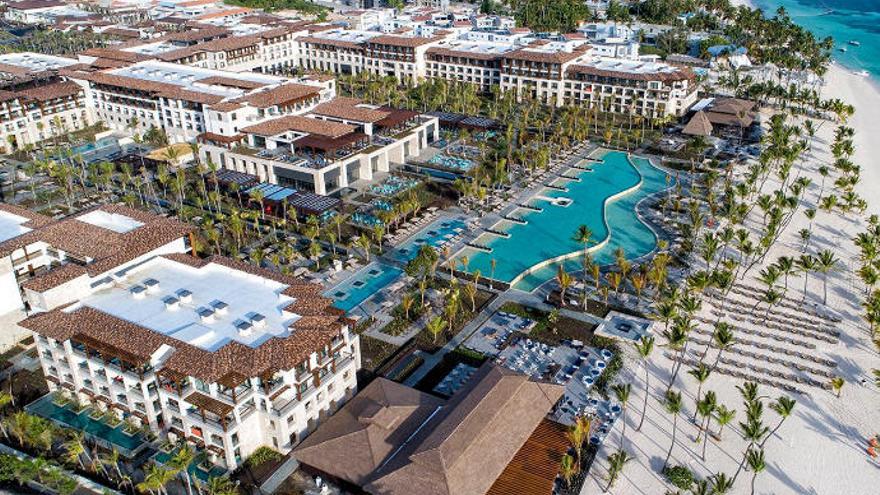 Vista aérea del primer hotel de lujo de Lopesan en Punta Cana.