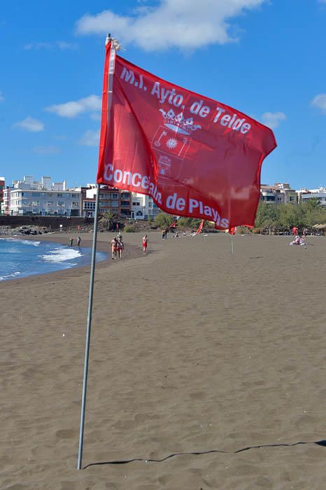 Playas cerradas al baño. Melenara