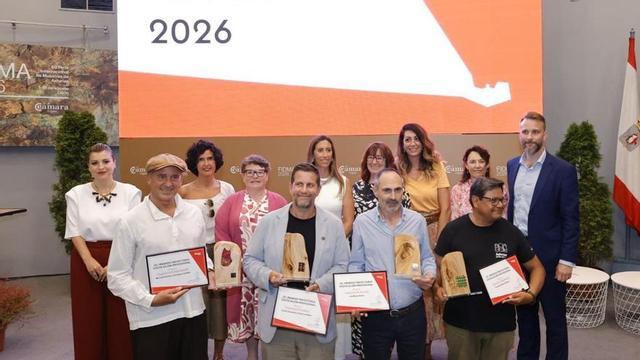 En primera fila, por la izquierda, Javier Ruiz Cuevas, Roberto Suárez, Luis Meana y Francisco Muñoz, arropados por autoridades.