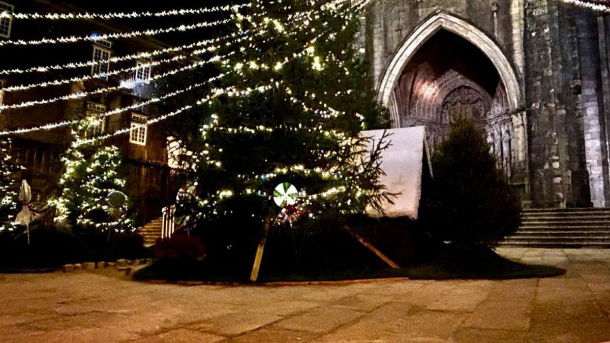 La plaza de la catedral de Tui, las pasadas navidades.