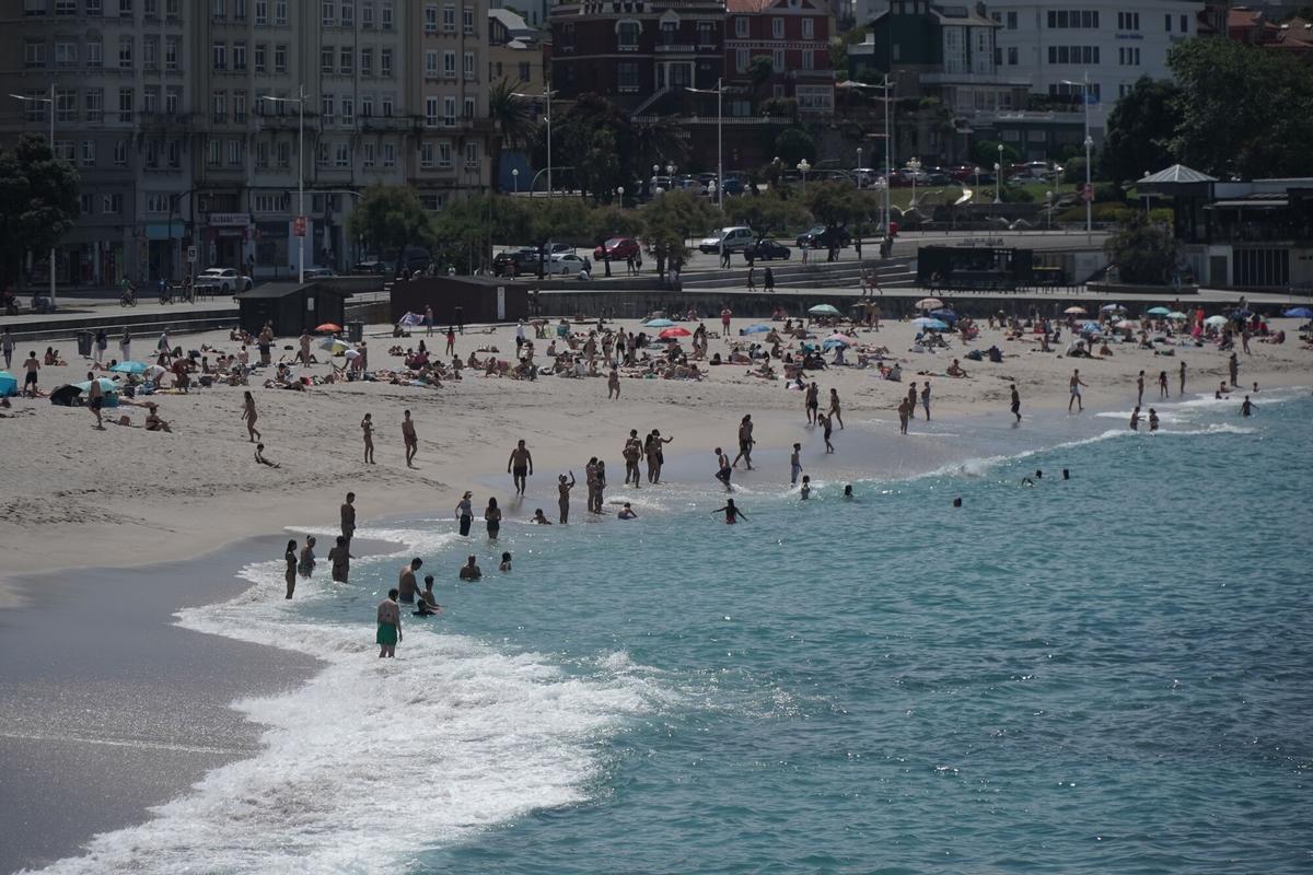 A Coruña marcó su récord de temperatura en un mes de junio con 35,7 grados. A Coruña marcó su récord de temperatura en un mes de junio con 35,7 grados.