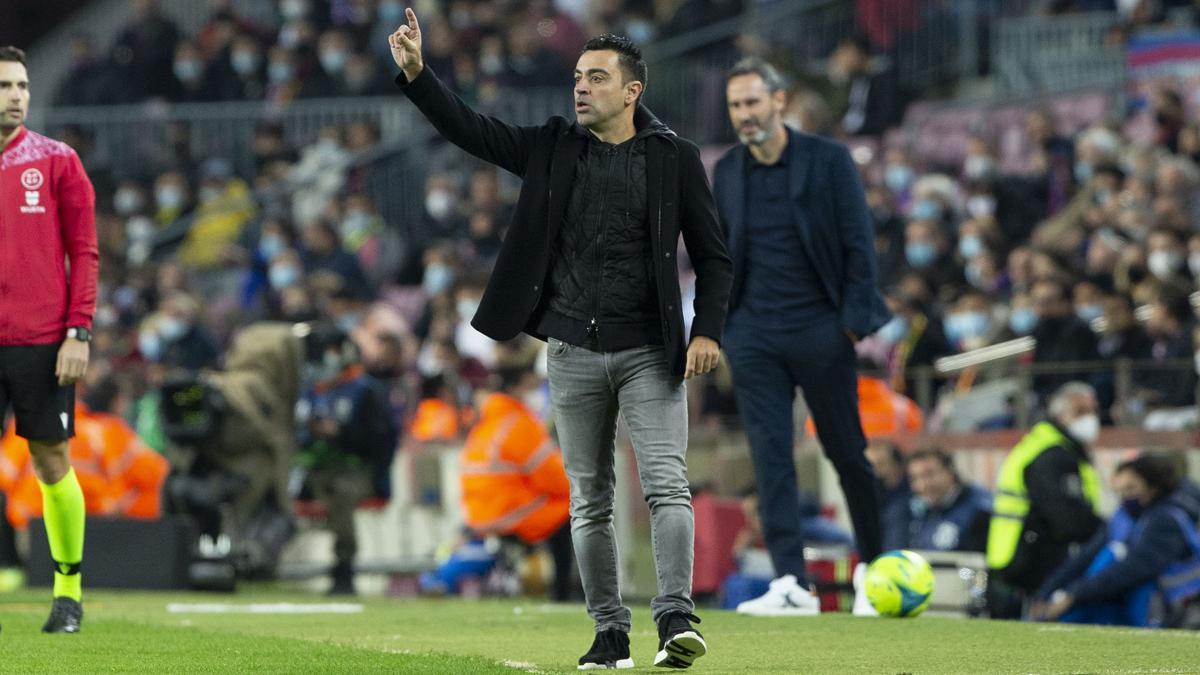 Xavi: "Tenemos que volver a enganchar a la gente..."