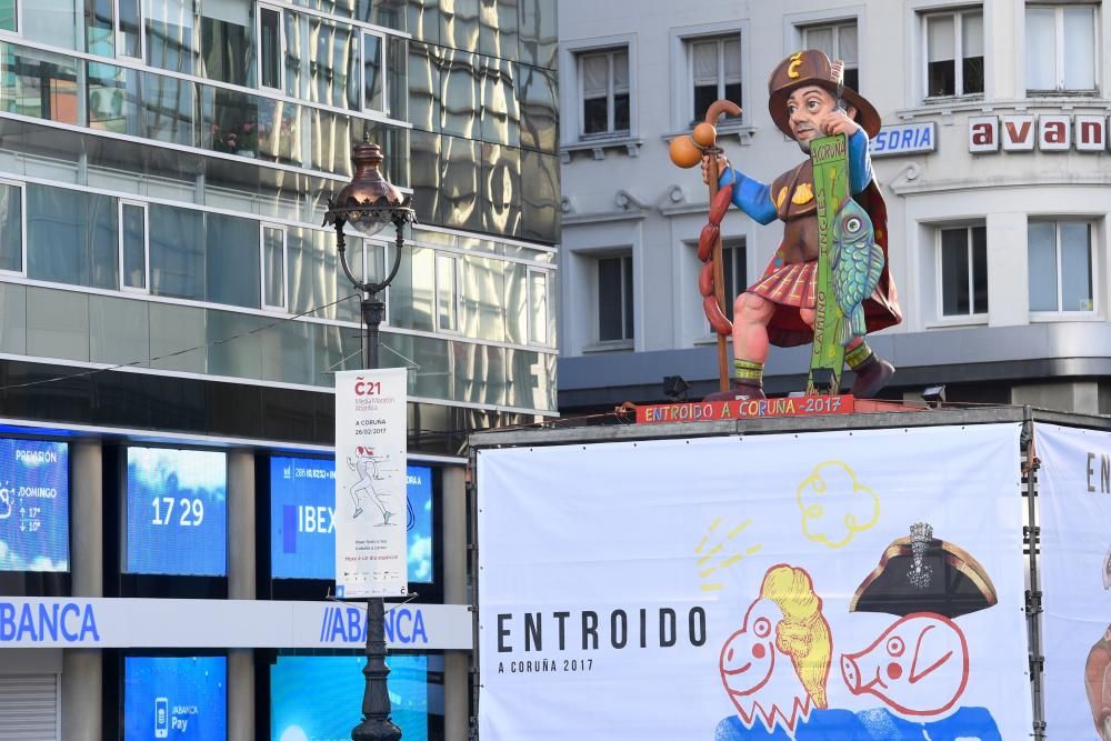 El alcalde Xulio Ferreiro inspira el momo del Entroido A Coruña 2017