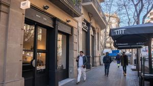 La entrada del restaurante Mesa Lobo.