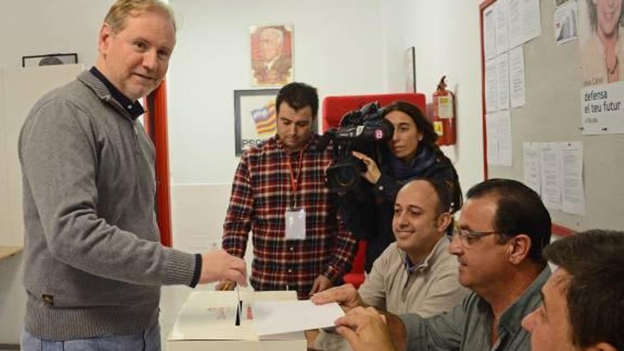 Socías votó en Palma-Ponent.