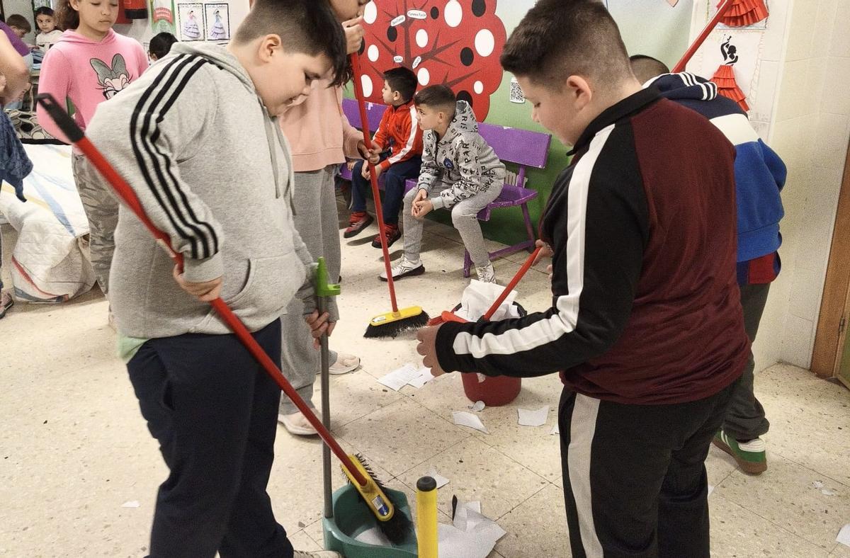 Labores corresponsables en el colegio Obispo Osio.