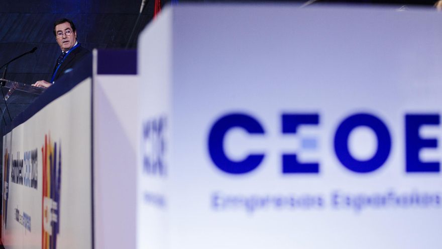 Archivo - El presidente de la CEOE, Antonio Garamendi, interviene durante la celebración de la Asamblea General 2023 de la Confederación Española de Organizaciones Empresariales (CEOE), a 19 de julio de 2023, en Madrid (España). Durante la asamblea han ap
