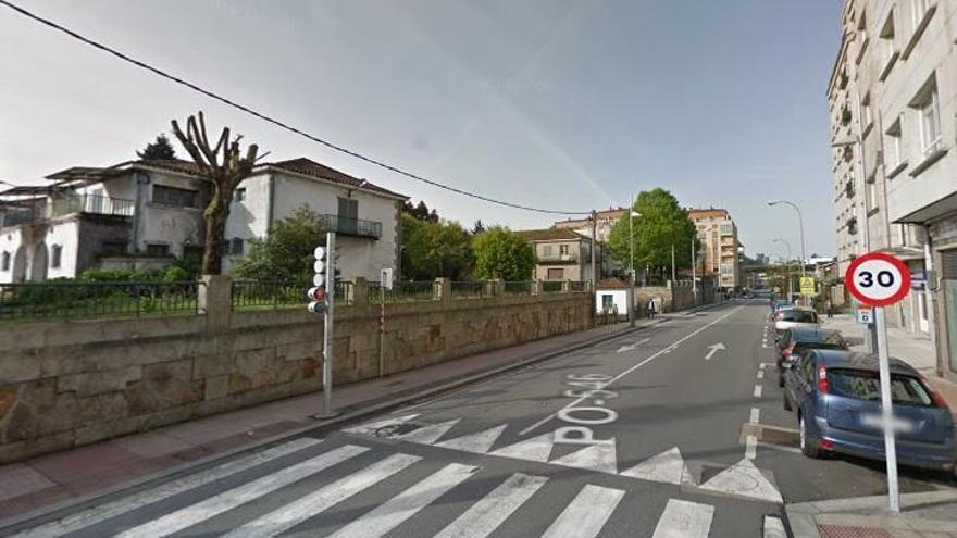 Un tramo de la calle Rosalía de Castro en sentido Marín. // GSV