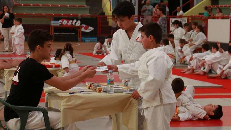 Las escuelas de judo comenzaron el pasado curso con una gran aceptación. // Bernabé