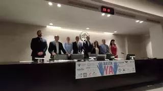 "¡Dejadnos trabajar!", el grito de protesta de los veterinarios por la normativa que regula los antibóticos para mascotas