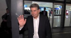 Arribada de l’última expedició d’esportistes i personalitats que recolzen la candidatura de Madrid 2020 per als Jocs Olímpics; entre ells destaquen esportistes com Mireia Belmonte, Manolo Santana i Amaya Valdemoro.