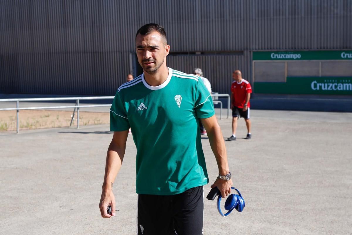 Fidel Escobar se incorpora a la plantilla del Córdoba CF y viaja a Pozoblanco