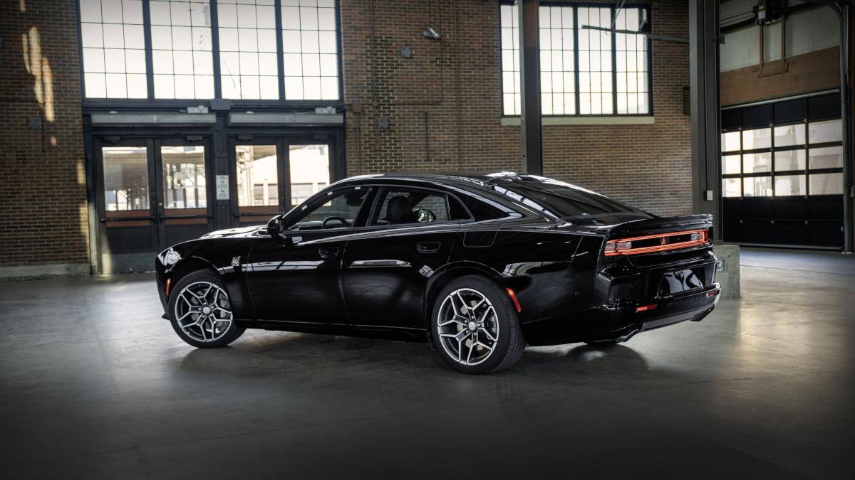 Dodge Charger Scat Paketi