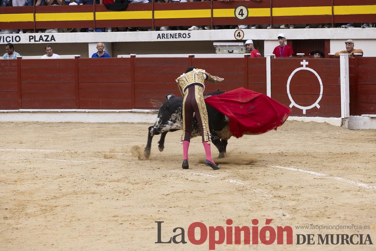 Tarde histórica en Abarán con la alternativa de José María Trigueros y el indulto de Tomás Rufo, junto a Castella salieron a hombros