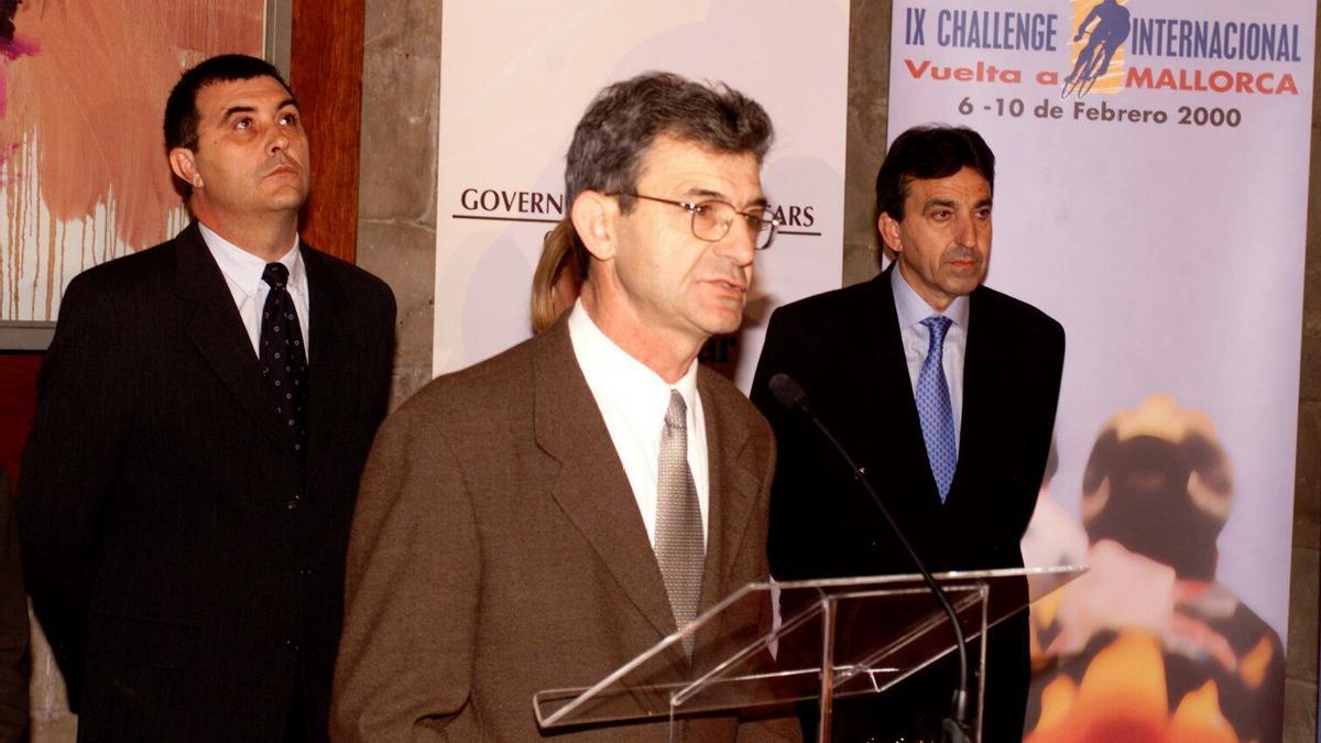 Antoni Vallori, en la presentación de la Challenge a Mallorca en el año 2000