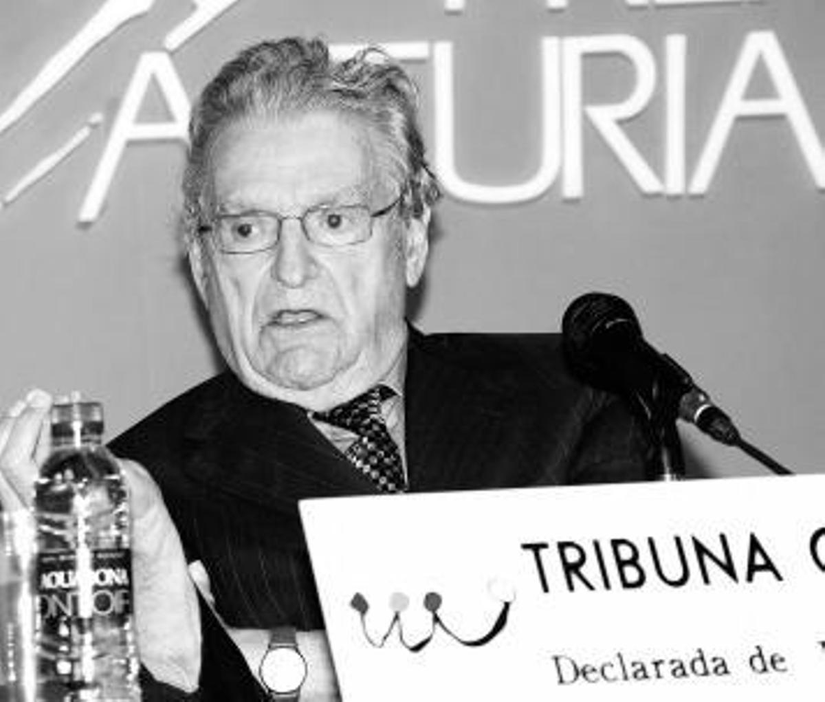 Luis Ricardo Alonso  califica el «Quijote» de primera novela moderna