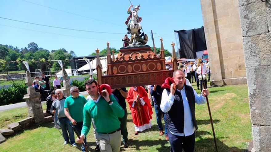 San Xorxe de Cereixo reúne a 4.000 personas en su tradicional romería